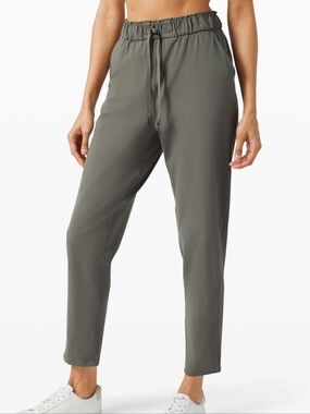 Lululemon Keep Moving Pant High-Rise 7/8 - Grey Sage - Size 4 #153